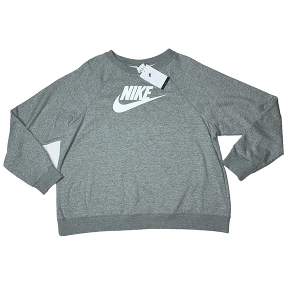 Nike Sportswear Club Fleece Sweatshirt - Picture 2 of 5